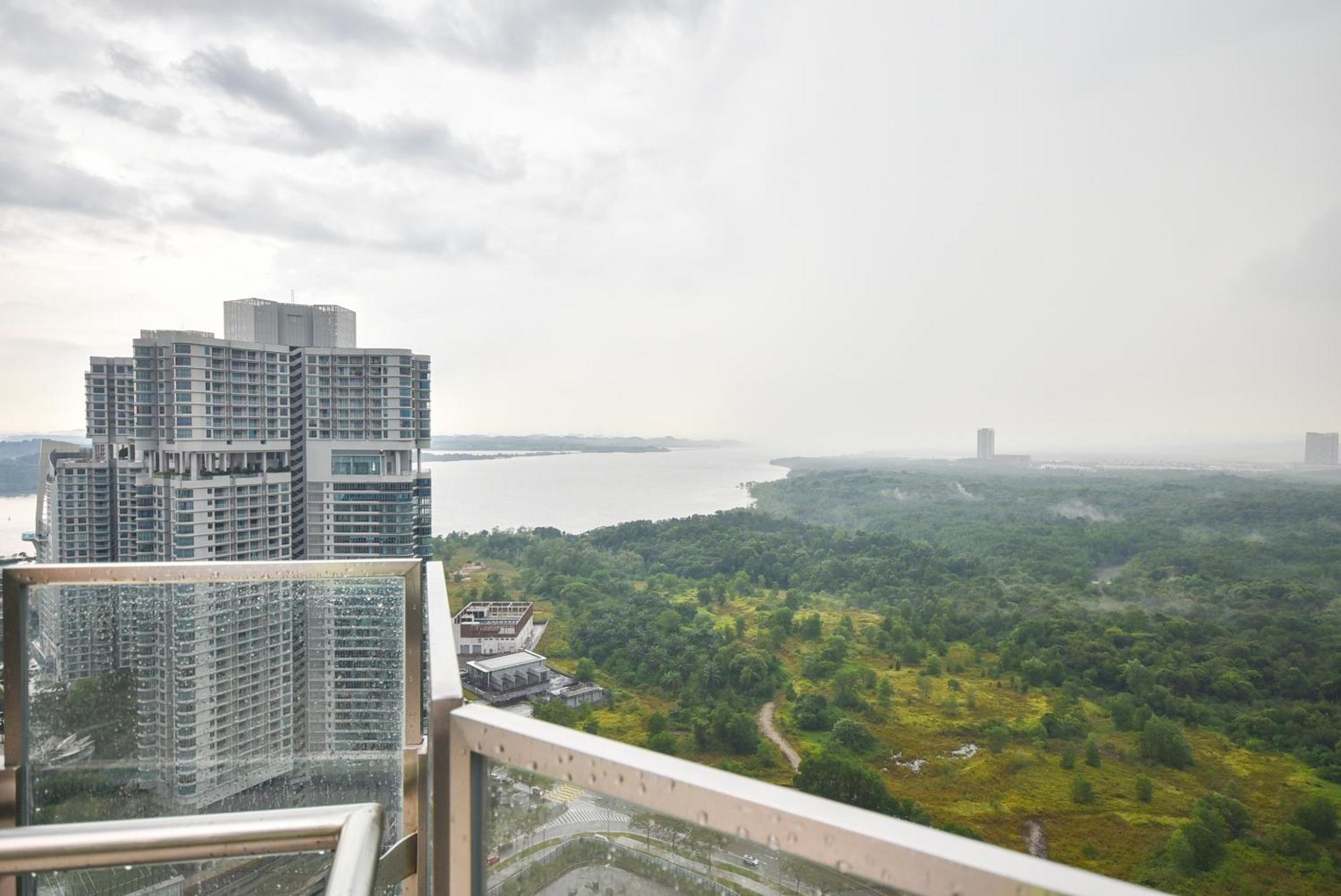 Apartment Almas By Nest Home【puteri Harbour & Legoland】